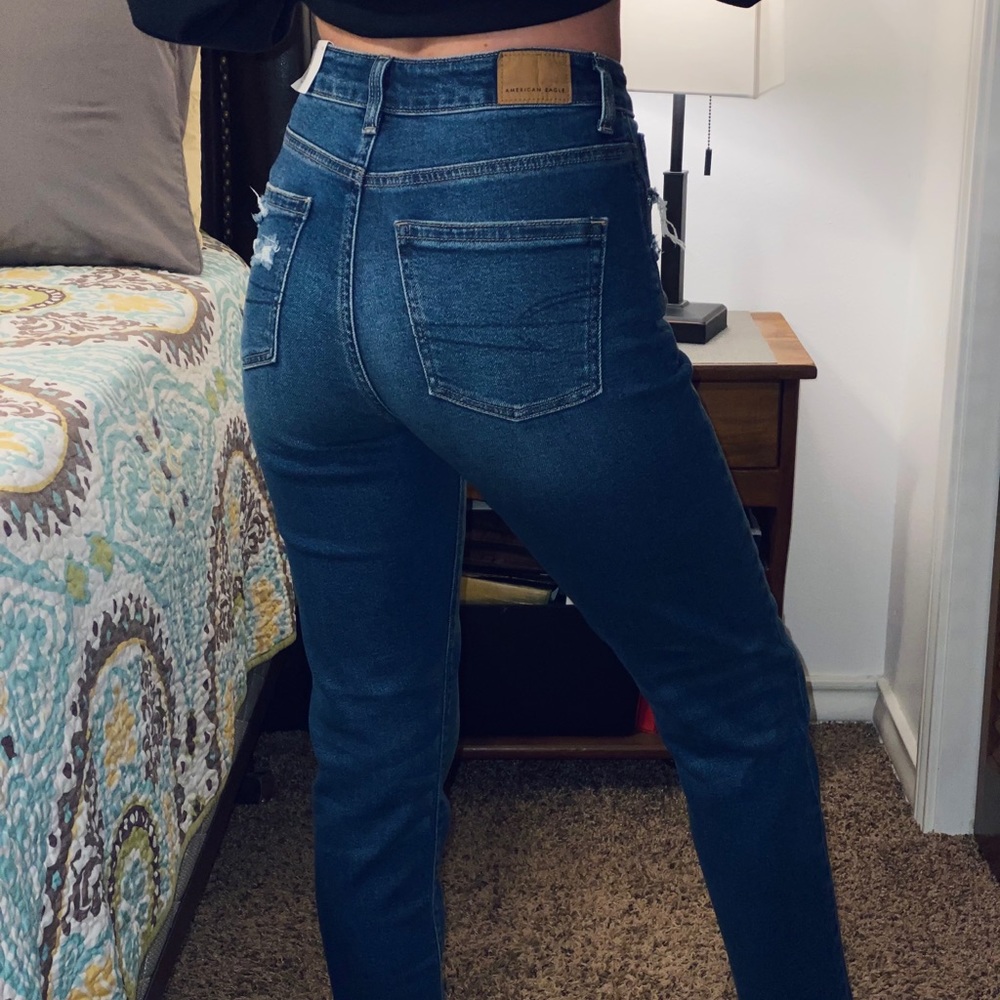 American Eagle Stretch Mom Jeans - Picture 5 of 7